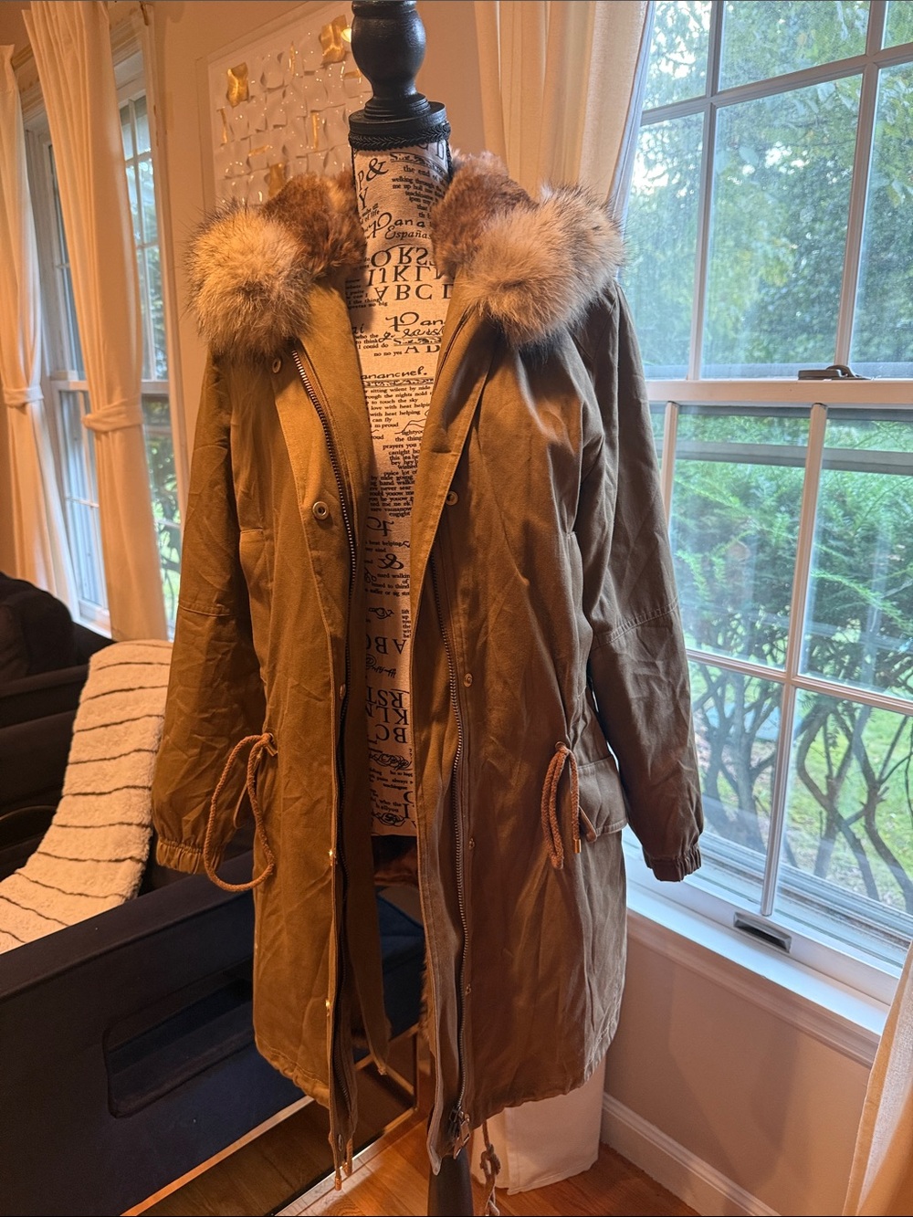 Vince Olive Brown real fur Coyote